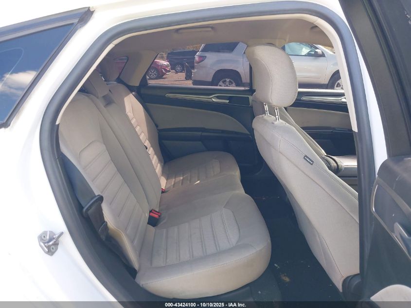 2019 Ford Fusion S VIN: 3FA6P0G77KR229728 Lot: 43424100