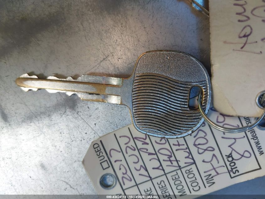 2017 Isuzu Npr Hd Gas Reg VIN: 54DC4W1B5HS805587 Lot: 43424113