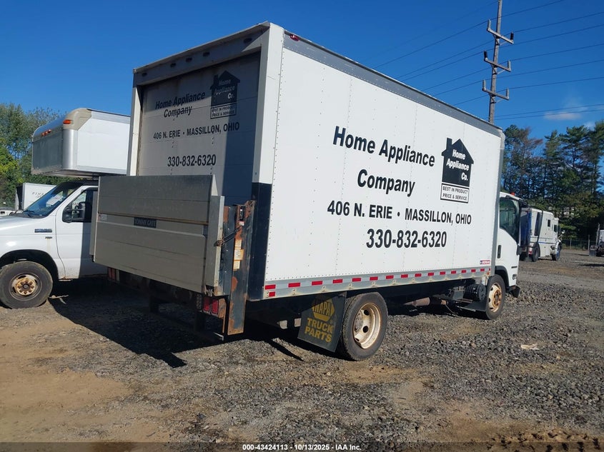 54DC4W1B5HS805587 2017 ISUZU  photo no. 4