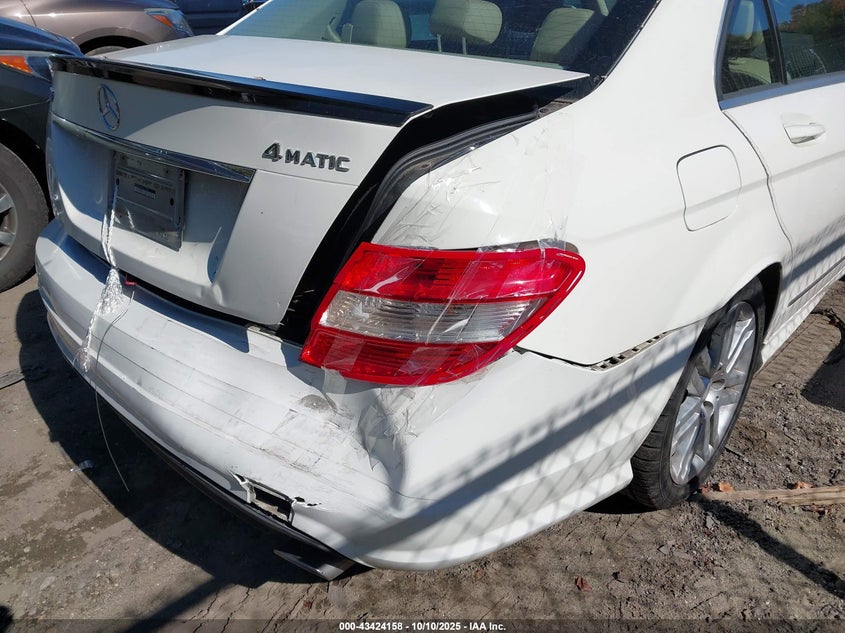 2009 Mercedes-Benz C 300 Luxury 4Matic/Sport 4Matic VIN: WDDGF81X69R068065 Lot: 43424158