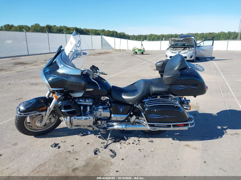 2000 Honda Gl1500 Cf VIN: 1HFSC4100YA100763 Lot: 43424183