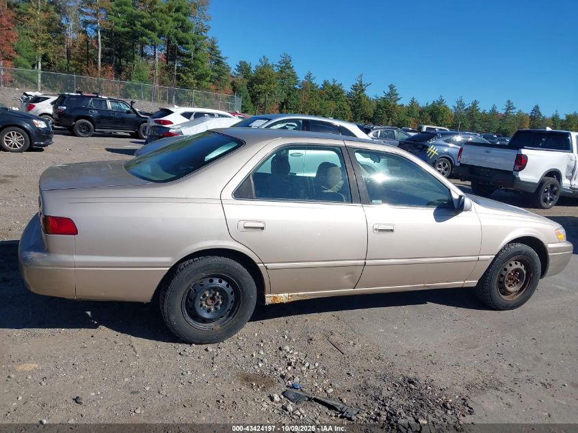 1998 Toyota Camry Le VIN: JT2BG22K9W0123358 Lot: 43424197
