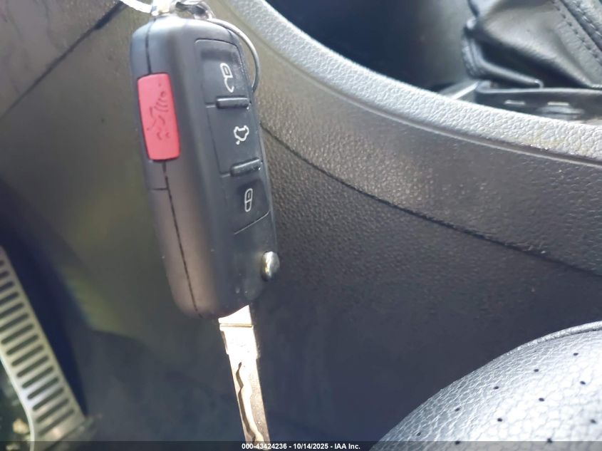 2017 Volkswagen Passat 1.8T R-Line VIN: 1VWDT7A35HC053312 Lot: 43424236