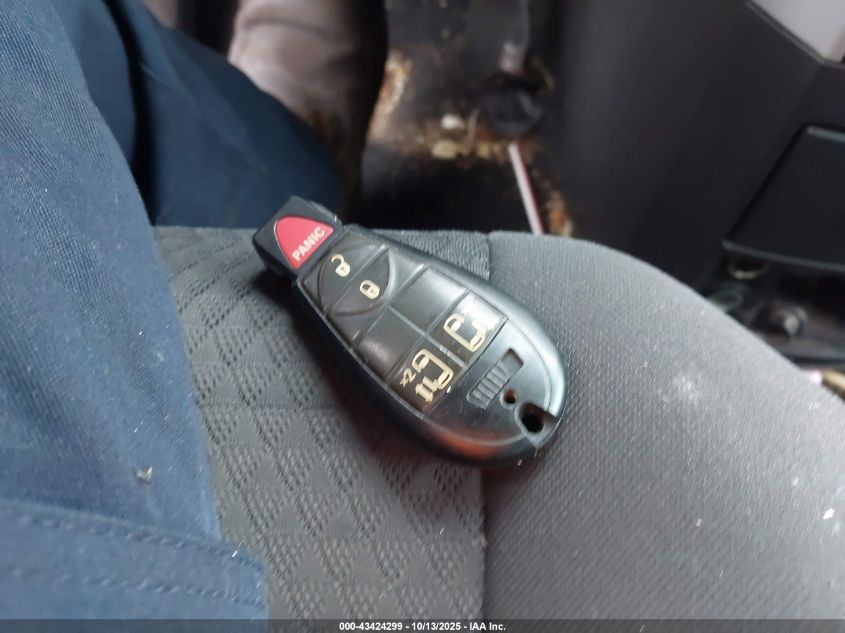 2010 Dodge Grand Caravan Sxt VIN: 2D4RN5D1XAR475495 Lot: 43424299