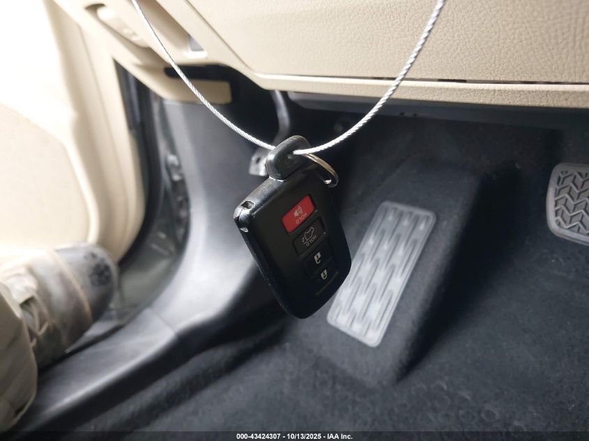 2019 Toyota Highlander Xle VIN: 5TDKZRFH7KS369597 Lot: 43424307