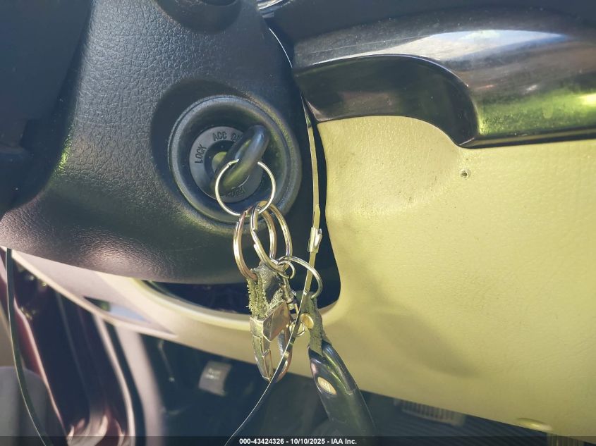 2011 Kia Sorento Lx VIN: 5XYKTCA1XBG168153 Lot: 43424326