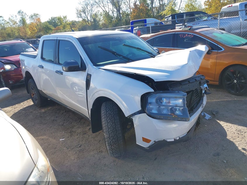 FORD MAVERICK LARIAT
