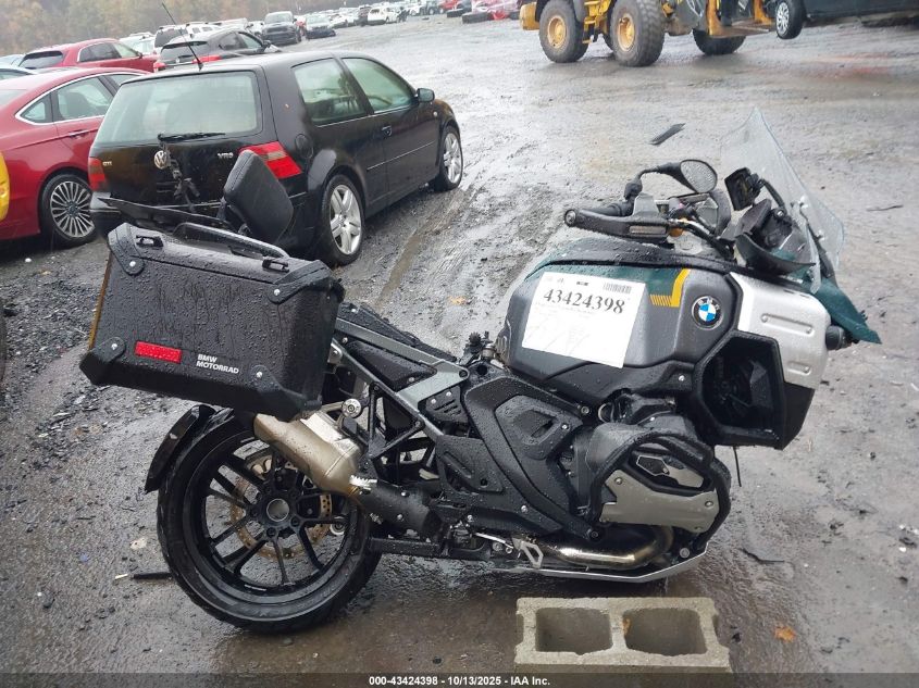 2025 BMW R 1300 Gs Adventure VIN: WB10M3300S6K97110 Lot: 43424398