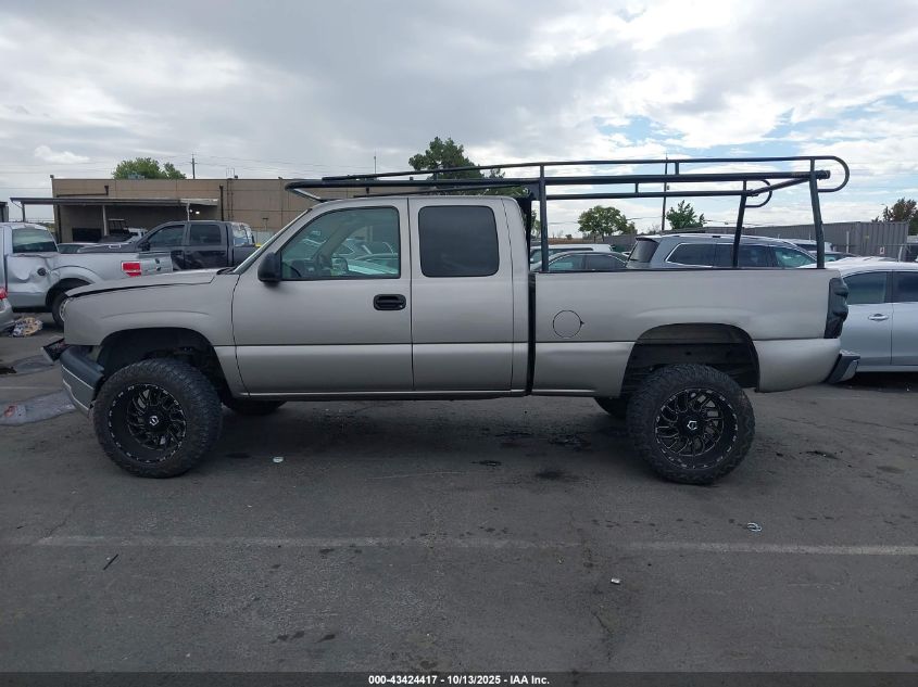 2003 Chevrolet Silverado 1500 Ls VIN: 2GCEC19T831125949 Lot: 43424417