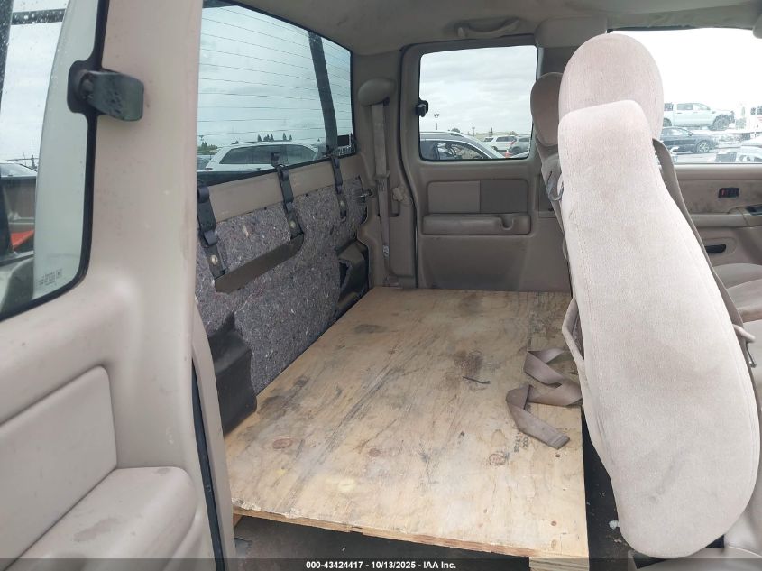 2003 Chevrolet Silverado 1500 Ls VIN: 2GCEC19T831125949 Lot: 43424417