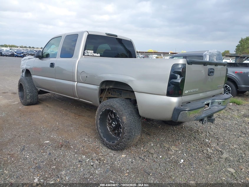 2GCEC19T831125949 2003 CHEVROLET SILVERADO photo no. 3