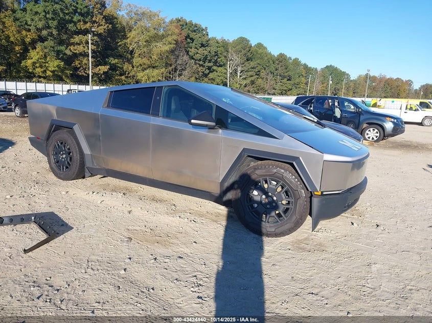 TESLA CYBERTRUCK ALL-WHEEL DRIVE