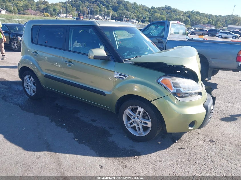 KIA SOUL +