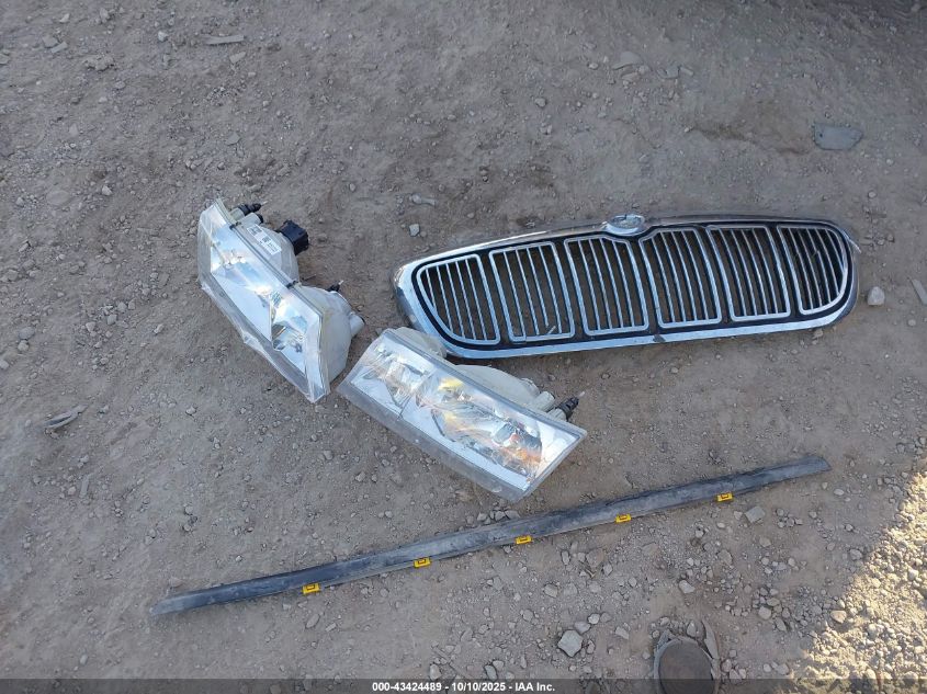 1999 Mercury Grand Marquis Gs VIN: 2MEFM74WXXX703928 Lot: 43424489