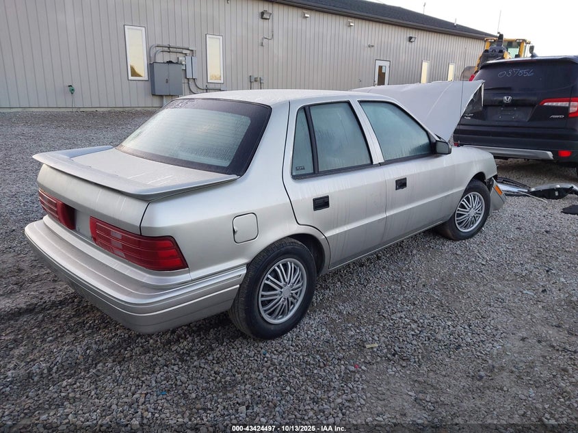 1P3XP28K6PN513147 1993 PLYMOUTH SUNDANCE photo no. 4
