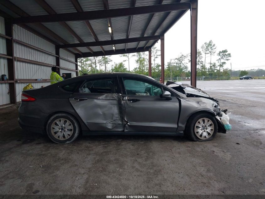 2014 Ford Fusion S VIN: 1FA6P0G77E5374470 Lot: 43424500