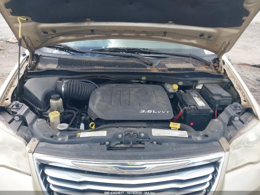 2011 Chrysler Town & Country Touring VIN: 2A4RR5DG4BR638708 Lot: 43424517