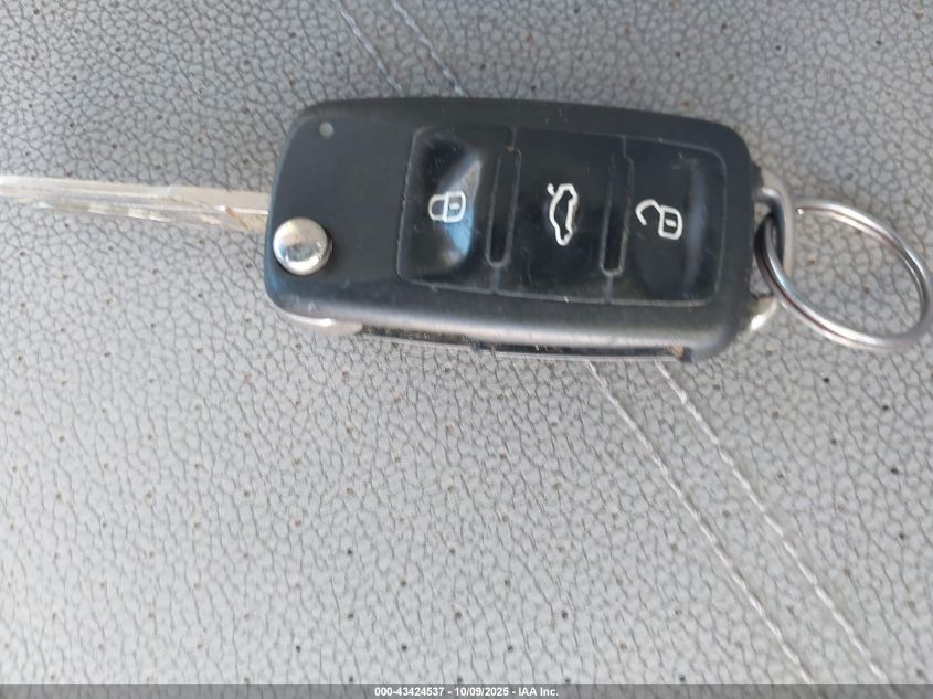 2013 Volkswagen Passat 2.5L Se VIN: 1VWBH7A33DC057409 Lot: 43424537