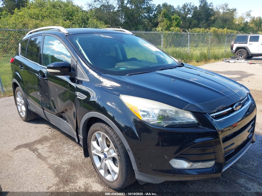 FORD ESCAPE TITANIUM