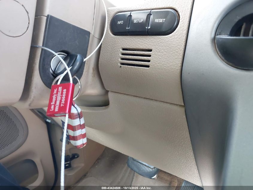 2006 Ford F-150 Lariat/Xl/Xlt VIN: 1FTPX12V16NB23553 Lot: 43424586