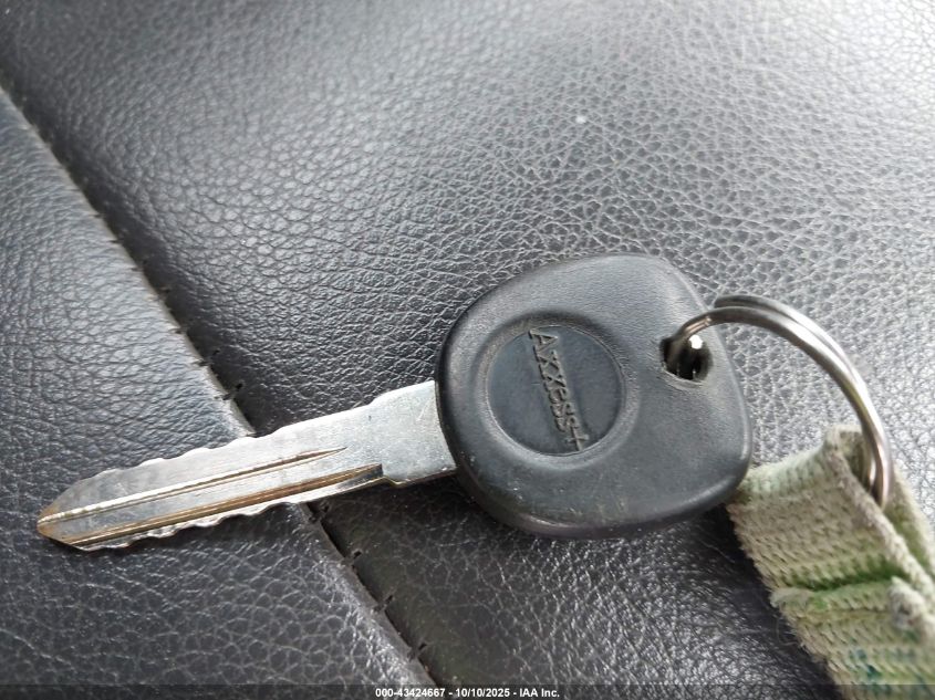 2001 Chevrolet Silverado 1500 VIN: 1GCEC14W11Z111266 Lot: 43424667