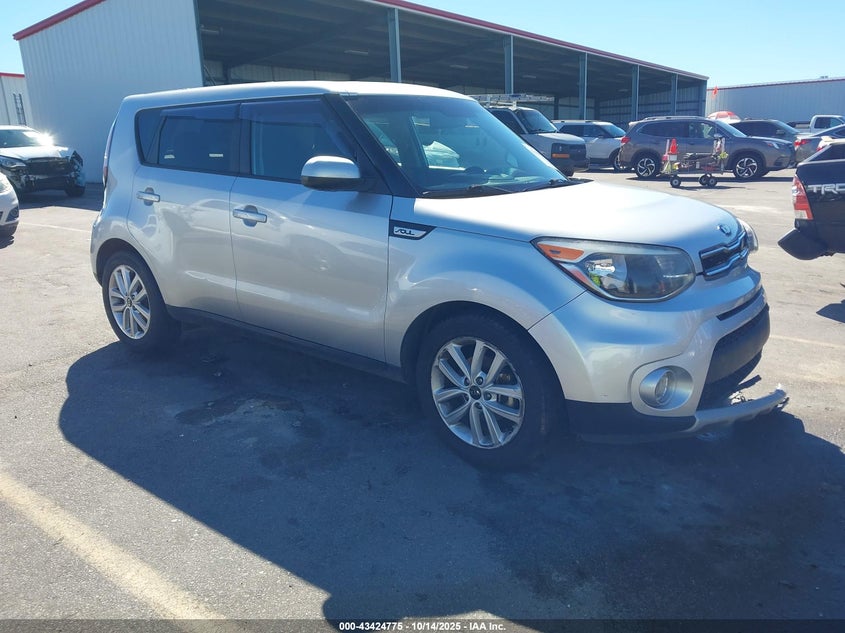 KIA SOUL +