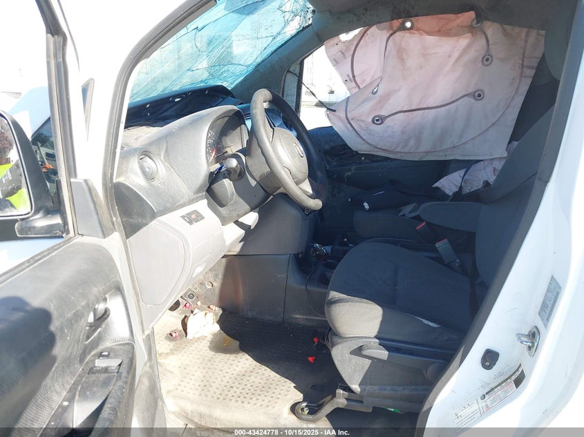 2015 NISSAN NV200 S 3N6CM0KN7FK732344