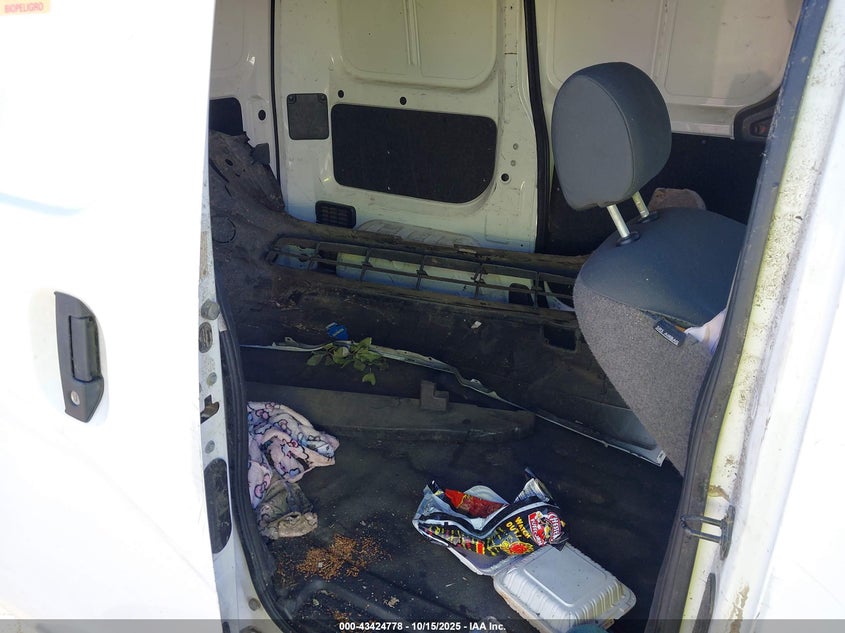 2015 NISSAN NV200 S 3N6CM0KN7FK732344