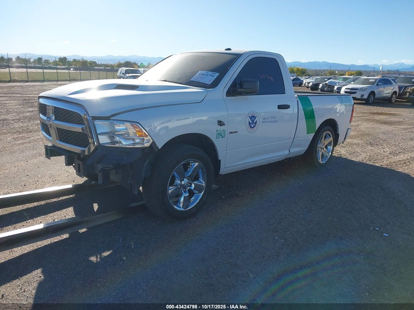 Vin: 3c6jr6at3kg555214, lot: 43919642, ram 1500 classic express  4x2 6'4 box 20192