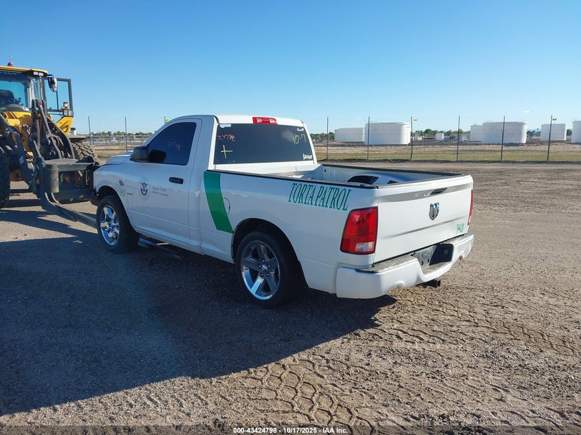 Vin: 3c6jr6at3kg555214, lot: 43919642, ram 1500 classic express  4x2 6'4 box 20193