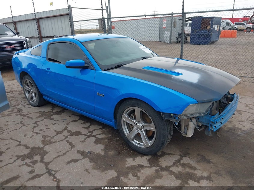 FORD MUSTANG GT PREMIUM