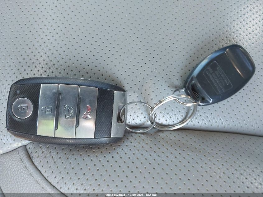 2015 Kia Optima Ex VIN: 5XXGN4A72FG410860 Lot: 43424834