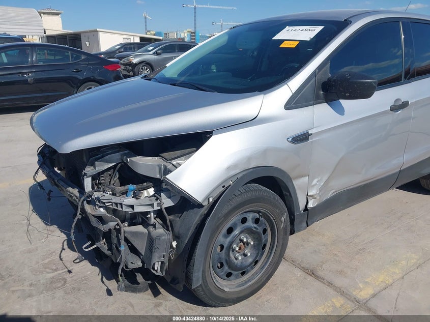 2018 FORD ESCAPE S 1FMCU0F76JUA91156