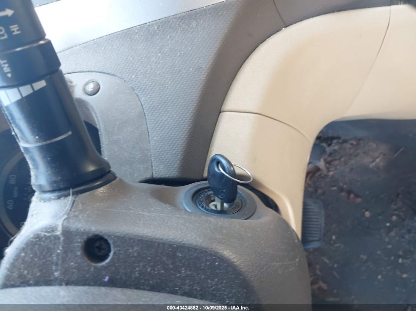 2014 Hyundai Accent Gls VIN: KMHCT4AEXEU663058 Lot: 43424882