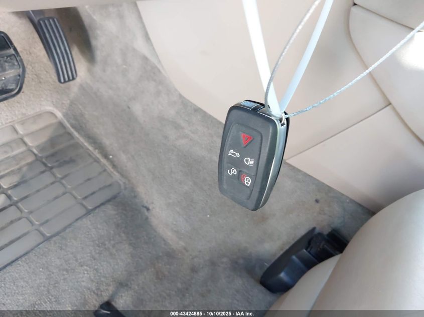 2011 Land Rover Lr4 VIN: SALAK2D48BA549782 Lot: 43424885