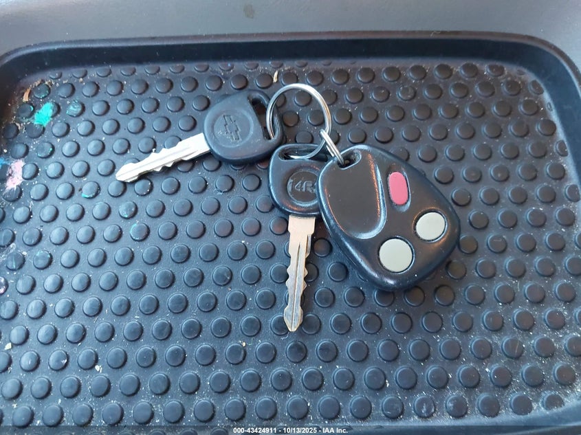 2003 Chevrolet Suburban 1500 Lt VIN: 3GNFK16Z93G106017 Lot: 43424911