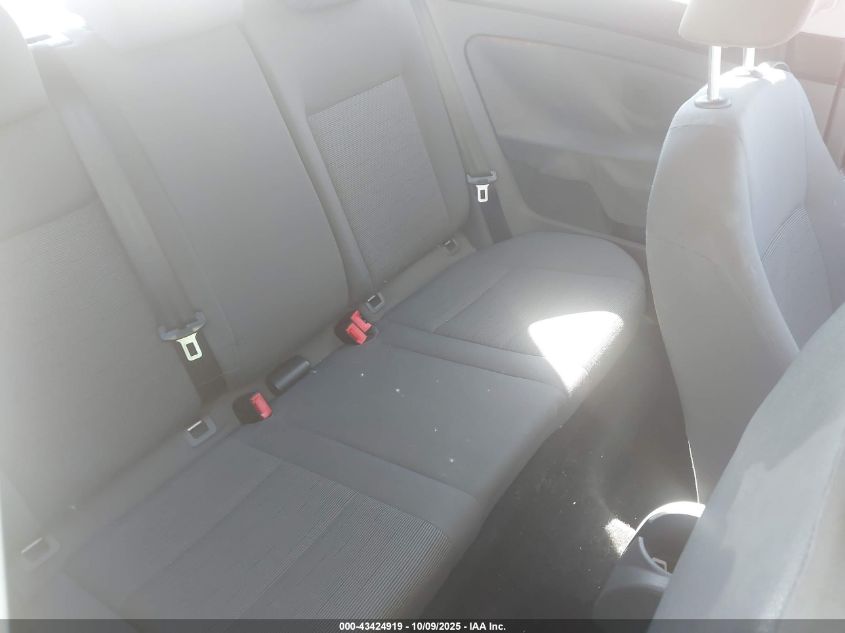 2008 Volkswagen Rabbit S VIN: WVWAA71KX8W048575 Lot: 43424919