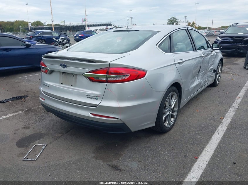 3FA6P0RU4KR259840 2019 FORD FUSION photo no. 4