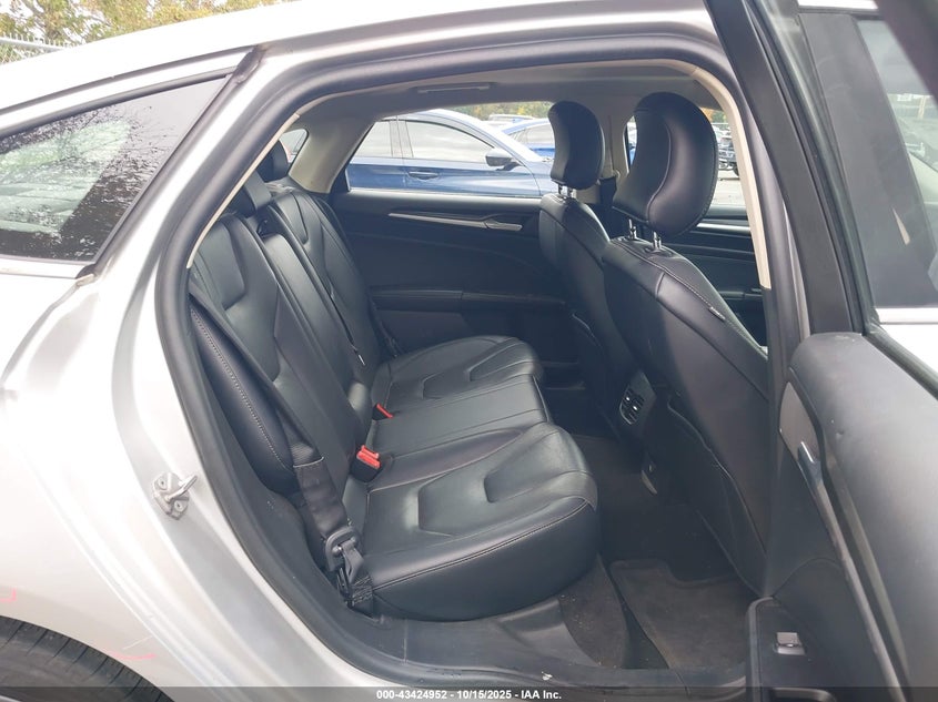 3FA6P0RU4KR259840 2019 FORD FUSION photo no. 8