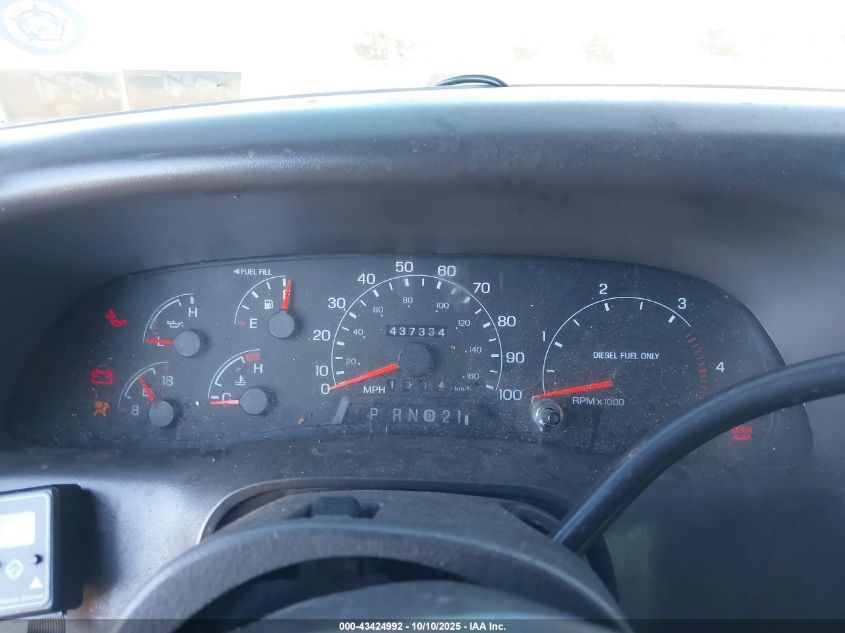 2000 Ford F-350 Lariat/Xl/Xlt VIN: 1FTWW32F8YEC74959 Lot: 43424992