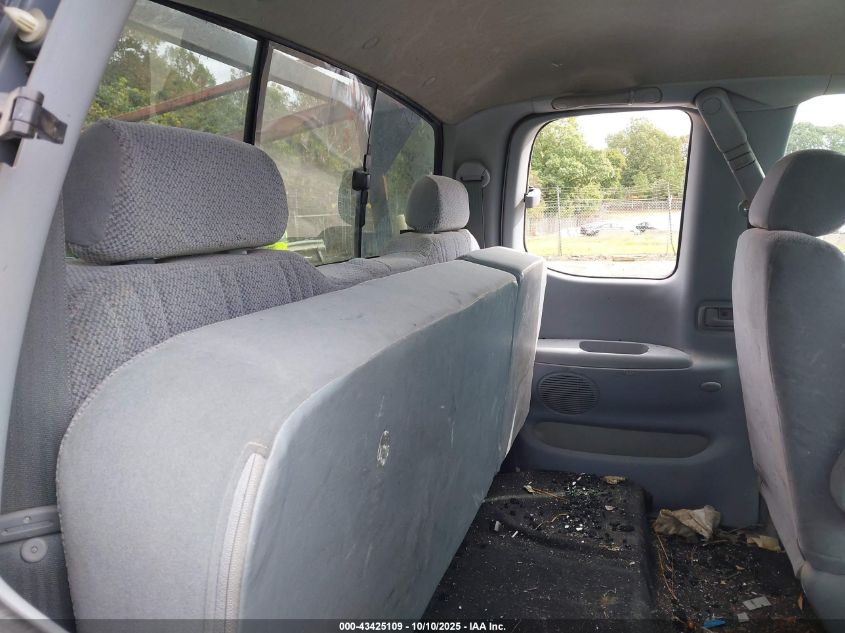 2000 Toyota Tundra Sr5 V8 VIN: 5TBRT3411YS109605 Lot: 43425109