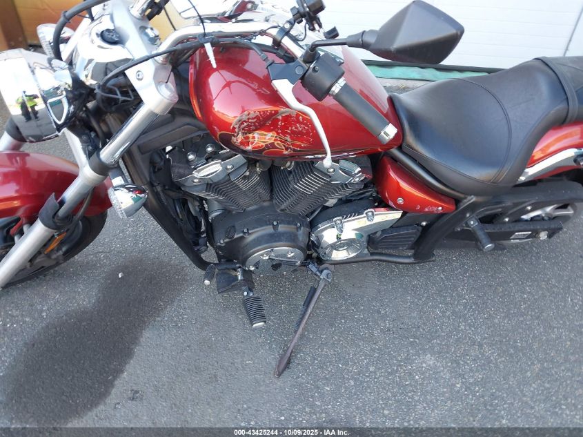 2011 Yamaha Xvs1300 Cu VIN: JYAVP33E2BA002464 Lot: 43425244