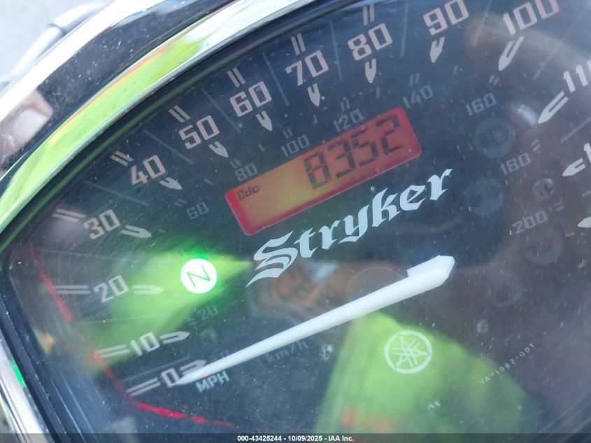 2011 Yamaha Xvs1300 Cu VIN: JYAVP33E2BA002464 Lot: 43425244