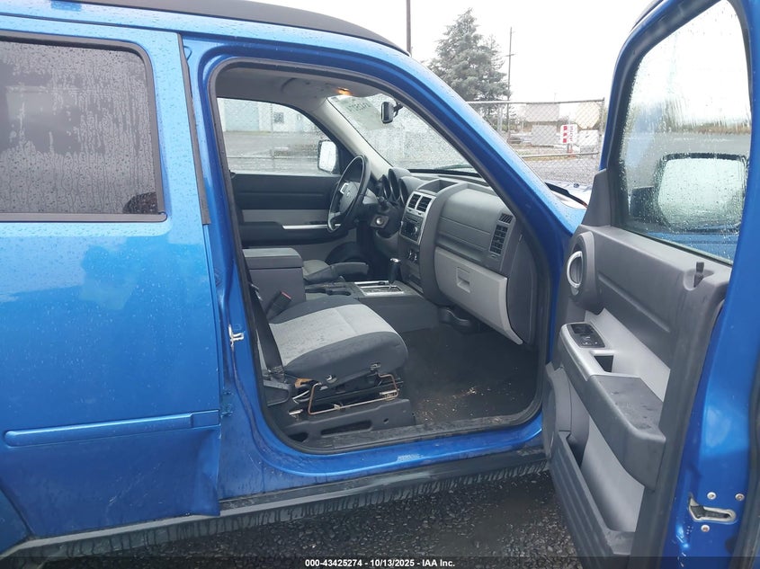 1D8GU58K97W732867 2007 DODGE NITRO photo no. 5