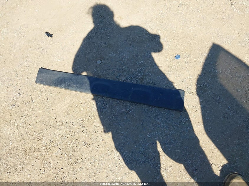 2008 Honda Cr-V Lx VIN: 3CZRE38318G707408 Lot: 43425298