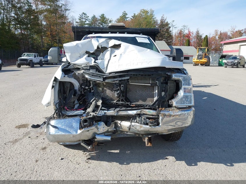 2022 Ford F-350 Chassis Xl VIN: 1FDRF3HT6NDA26135 Lot: 43425349