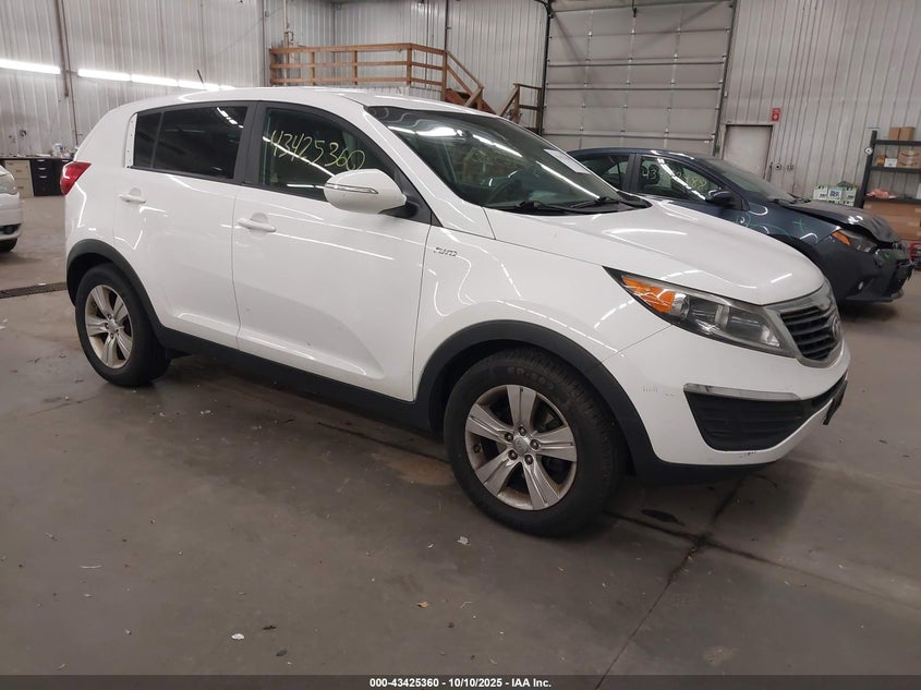 KIA SPORTAGE LX