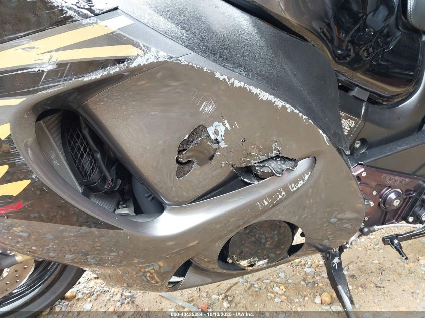 2015 Suzuki Gsx1300 Ra VIN: JS1GX72B5F2100345 Lot: 43425384