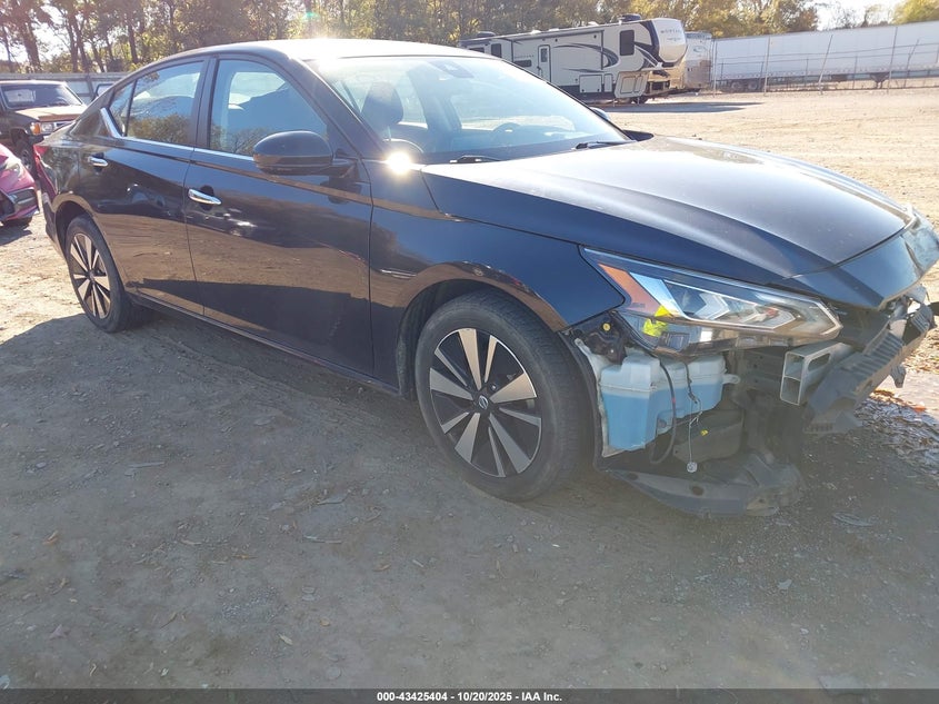 NISSAN ALTIMA SV INTELLIGENT AWD