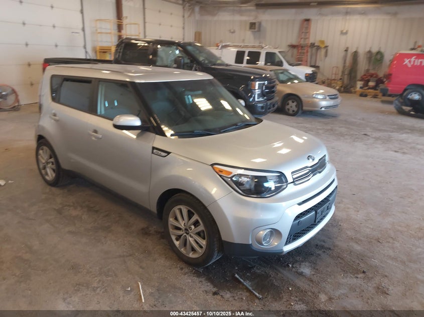 KIA SOUL +